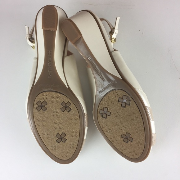 Naturalizer white taupe sling back peep to… - Picture 6 of 7